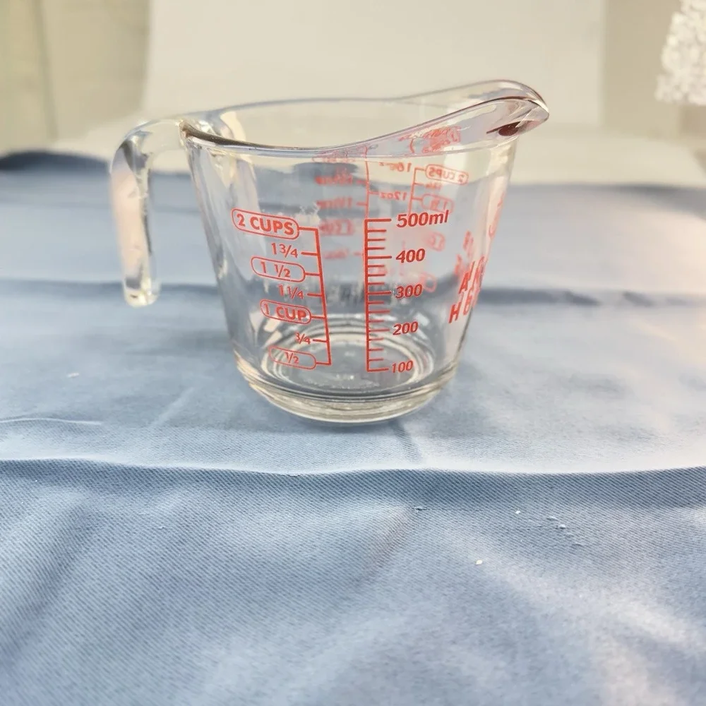 Vintage Anchor Hocking Glass 2 Cup Measuring Cup With Red Markings & Spout USA